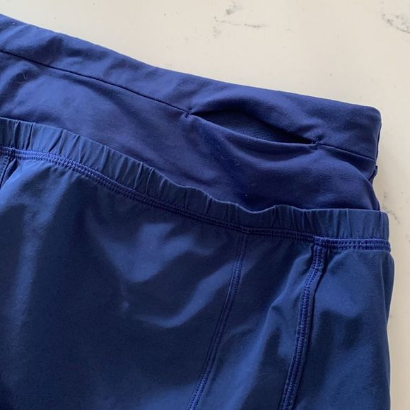 lululemon Fast Lane Shorts Fuel Band Hero Blue Sz10 - Picture 8 of 11